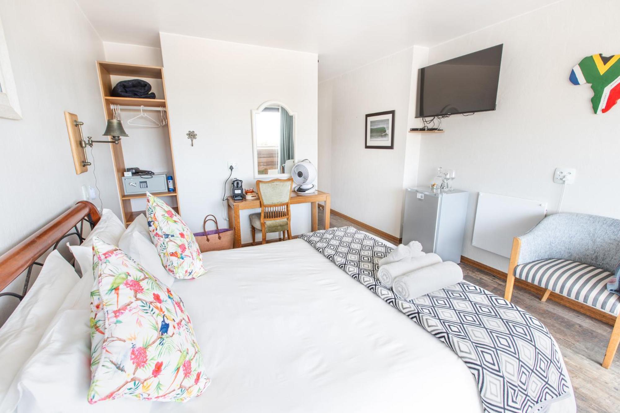 Atsupers Accommodation Джефрис Бей Екстериор снимка